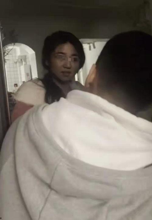 搞笑吃瓜女人视频大全集,欢乐瞬间尽收眼底